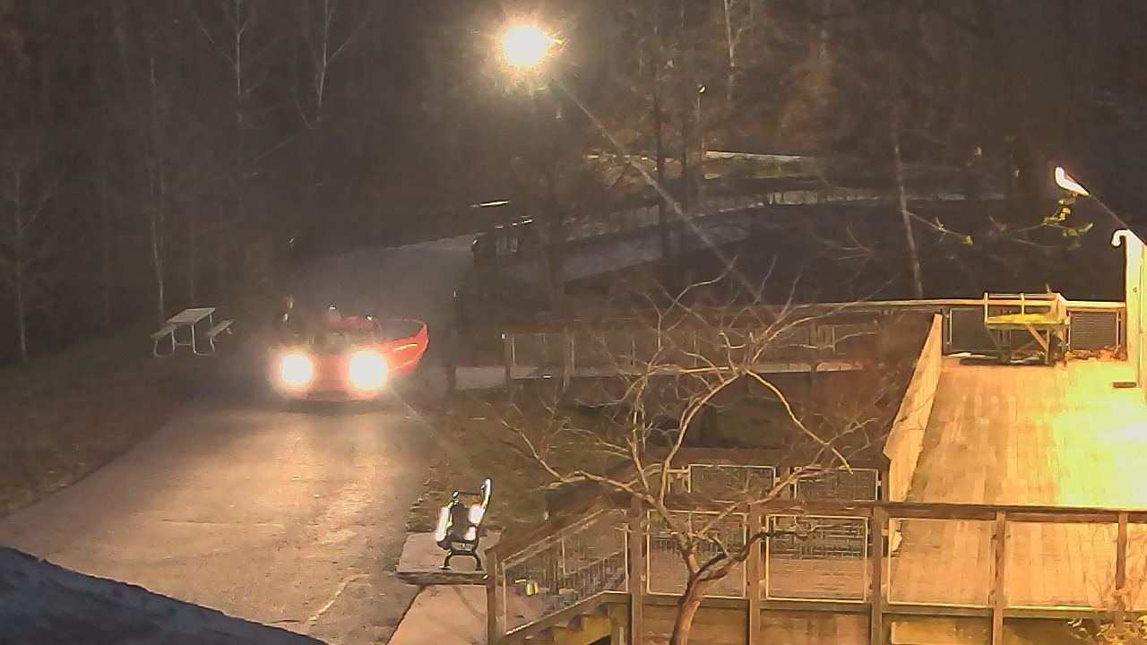 Thumbnail for current weather camera view from Lake Roland Nature Council in Baltimore, Maryland