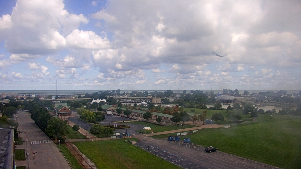 Thumbnail for current weather camera view from Lorain Palace Theater in Lorain, Ohio