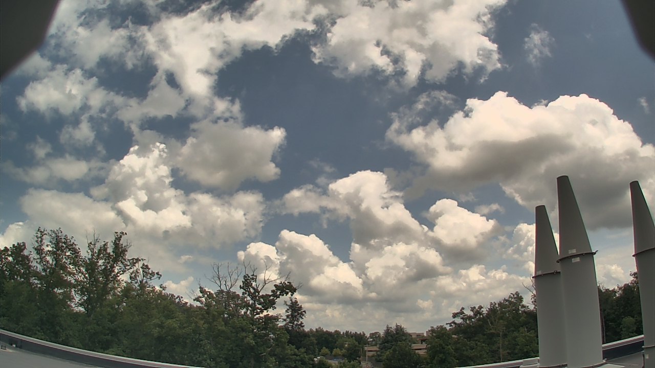 Thumbnail for current weather camera view from Riverside HS in Lansdowne, Virginia