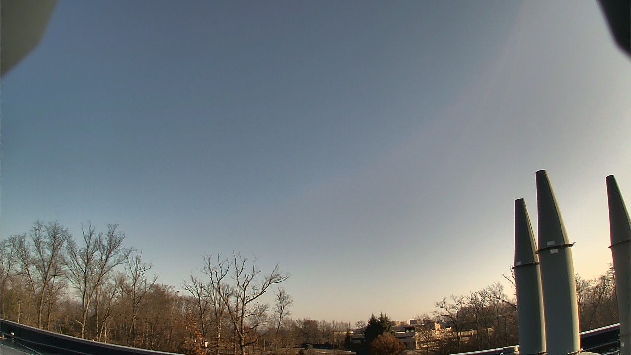 Thumbnail for current weather camera view from Riverside HS in Lansdowne, Virginia