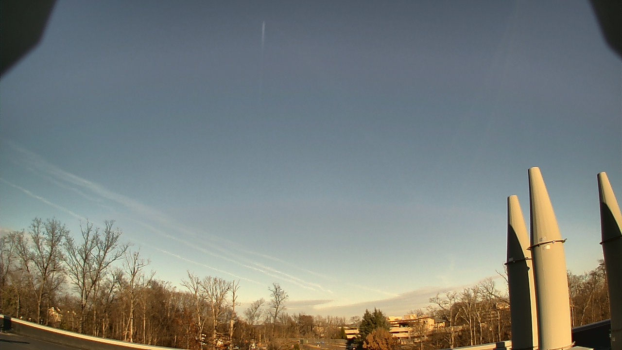 Thumbnail for current weather camera view from Riverside HS in Lansdowne, Virginia