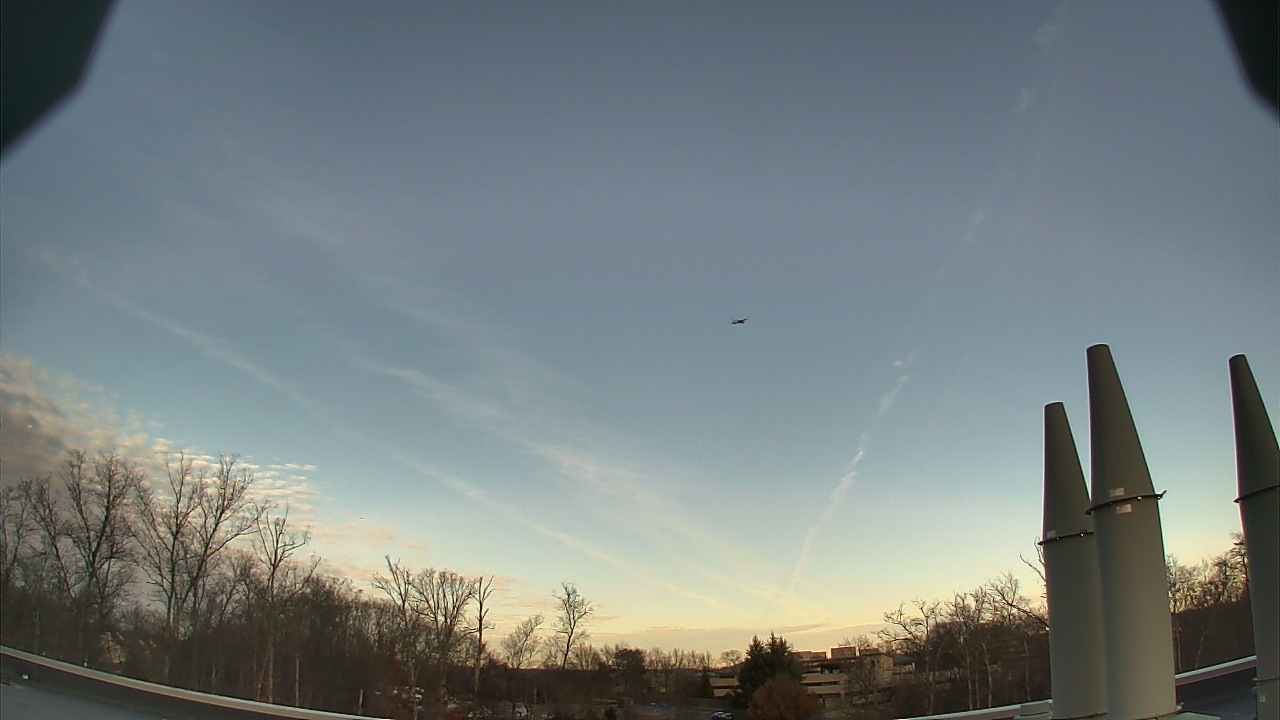 Thumbnail for current weather camera view from Riverside HS in Lansdowne, Virginia