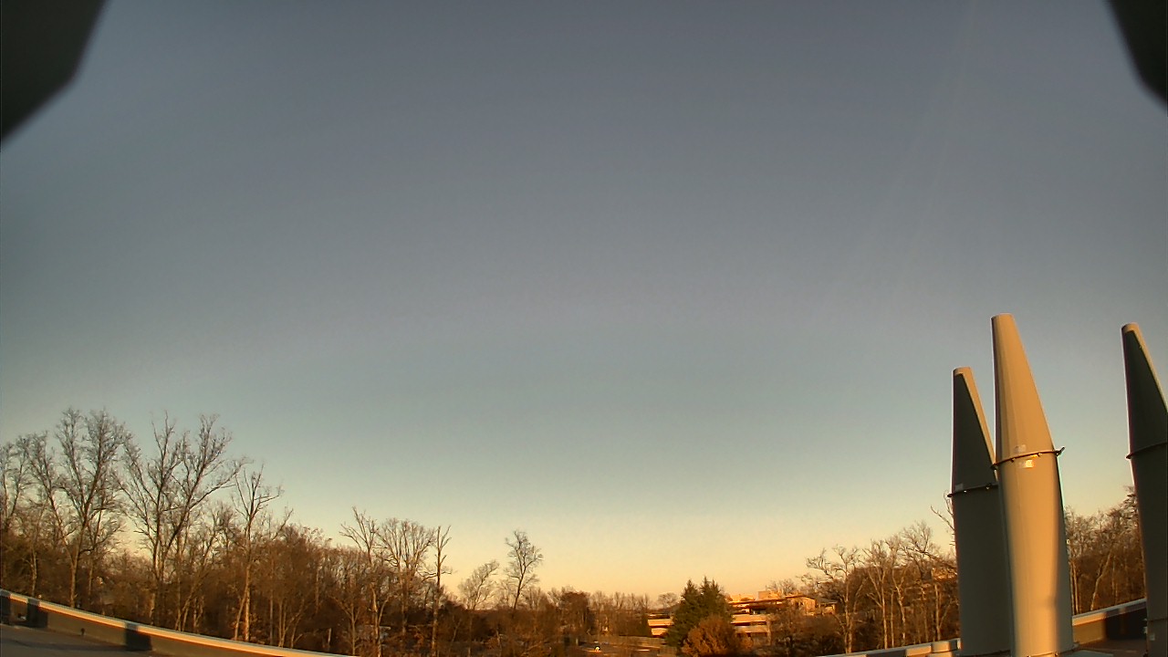 Thumbnail for current weather camera view from Riverside HS in Lansdowne, Virginia