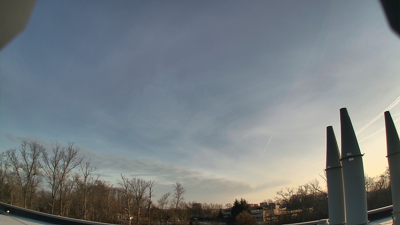 Thumbnail for current weather camera view from Riverside HS in Lansdowne, Virginia