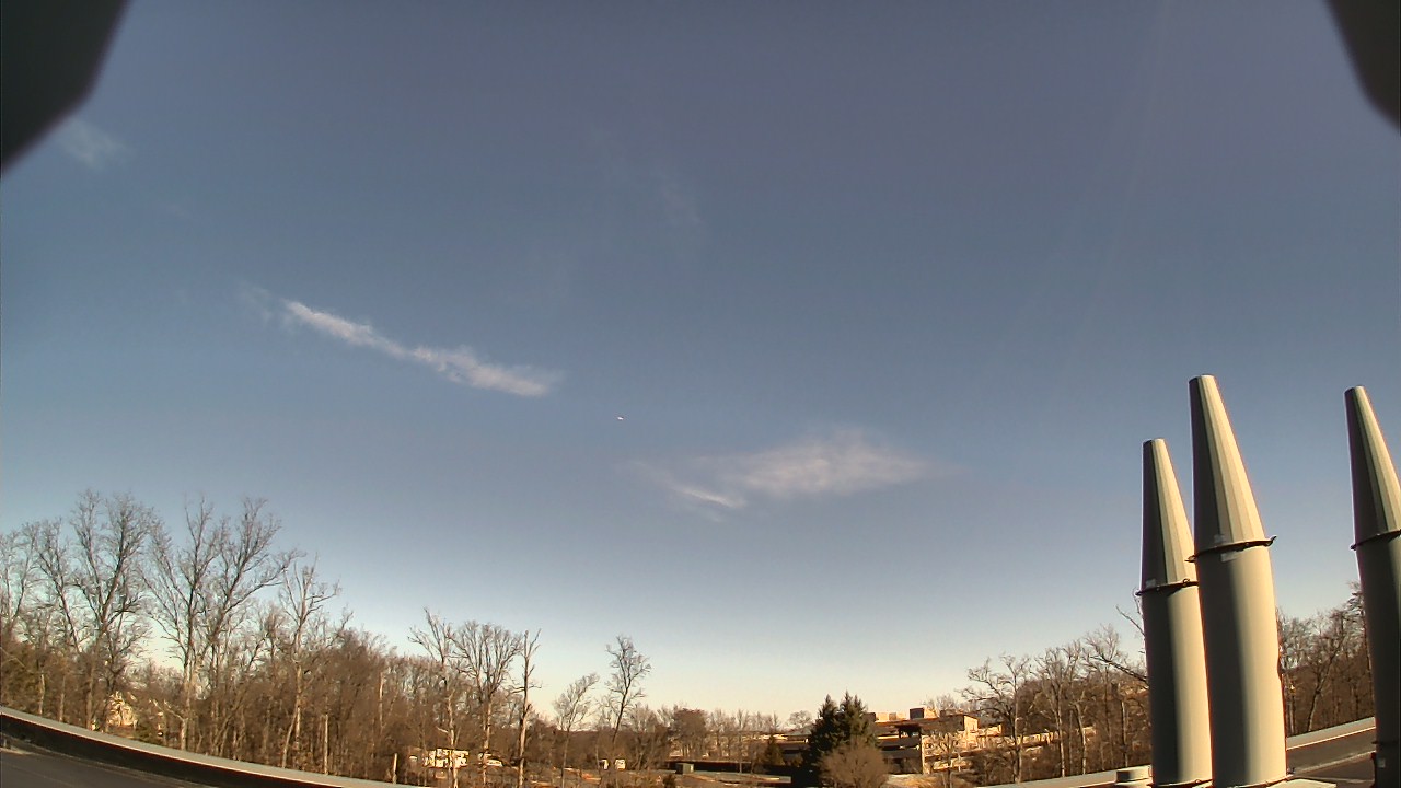 Thumbnail for current weather camera view from Riverside HS in Lansdowne, Virginia