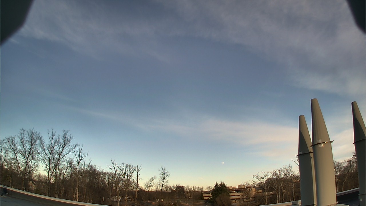 Thumbnail for current weather camera view from Riverside HS in Lansdowne, Virginia