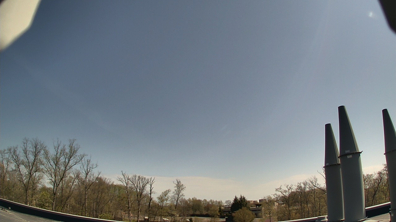 Thumbnail for current weather camera view from Riverside HS in Lansdowne, Virginia