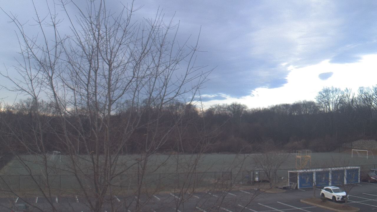 Thumbnail for current weather camera view from Tuscarora HS in Leesburg, Virginia