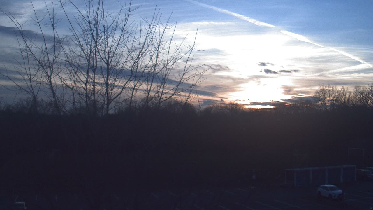 Thumbnail for current weather camera view from Tuscarora HS in Leesburg, Virginia