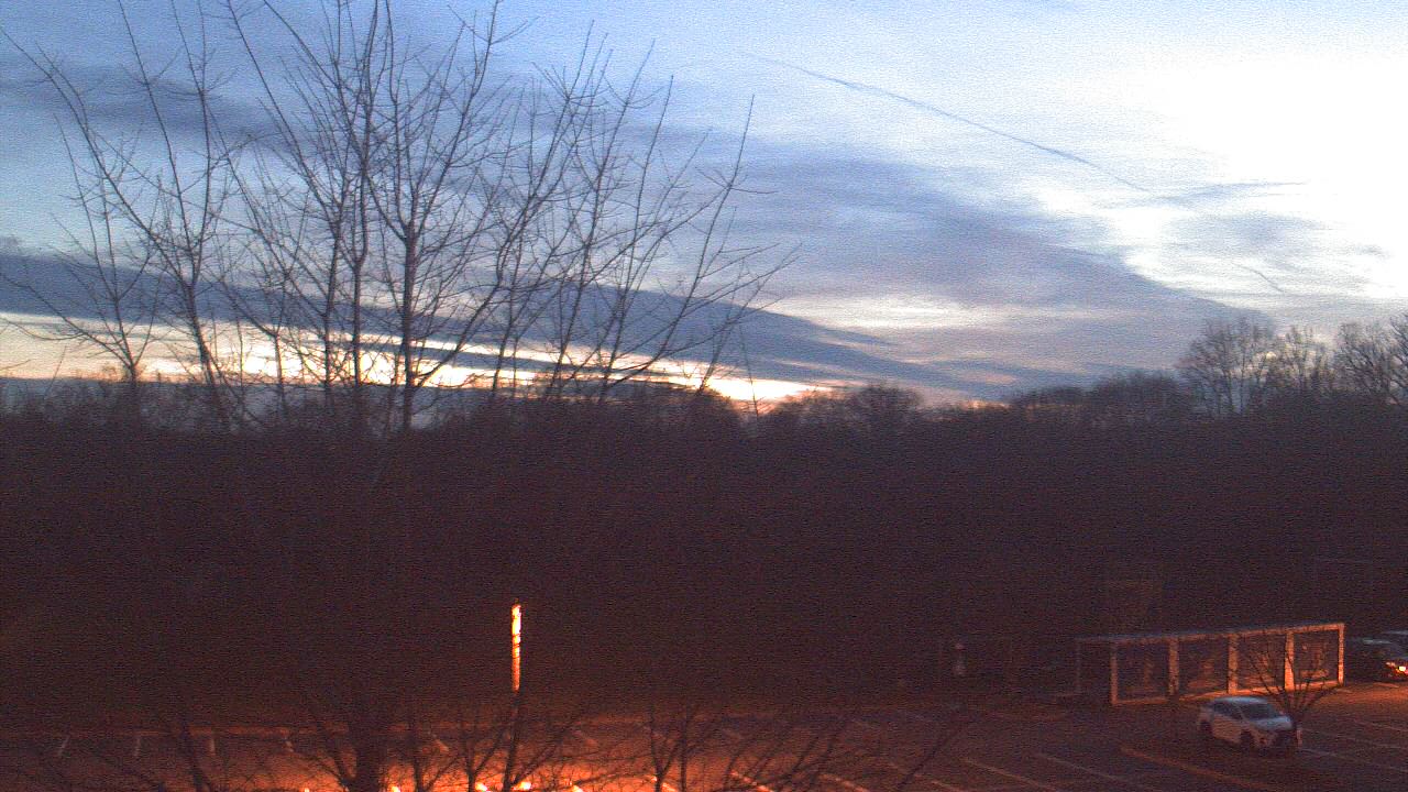 Thumbnail for current weather camera view from Tuscarora HS in Leesburg, Virginia