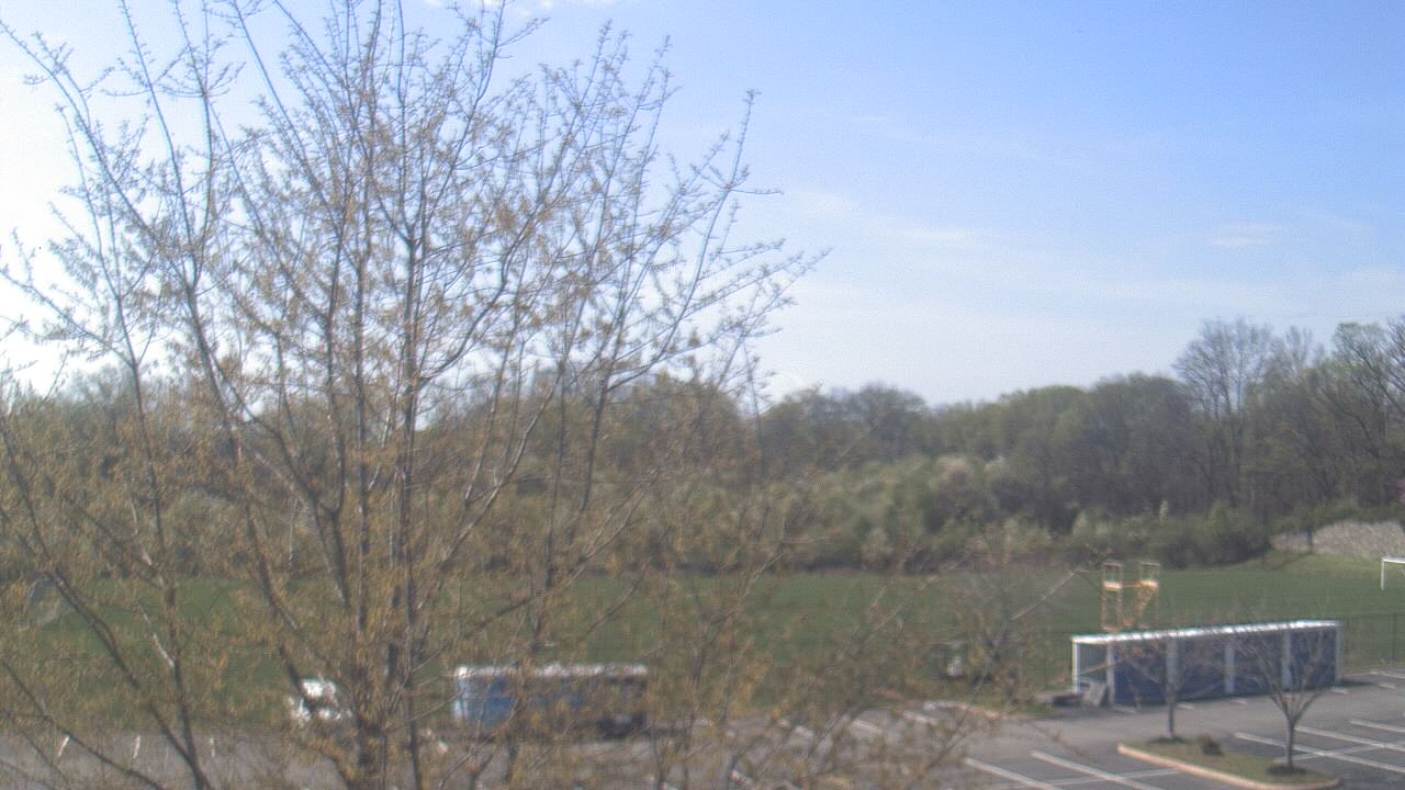 Thumbnail for current weather camera view from Tuscarora HS in Leesburg, Virginia