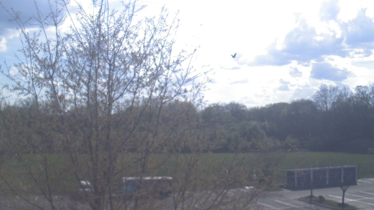 Thumbnail for current weather camera view from Tuscarora HS in Leesburg, Virginia