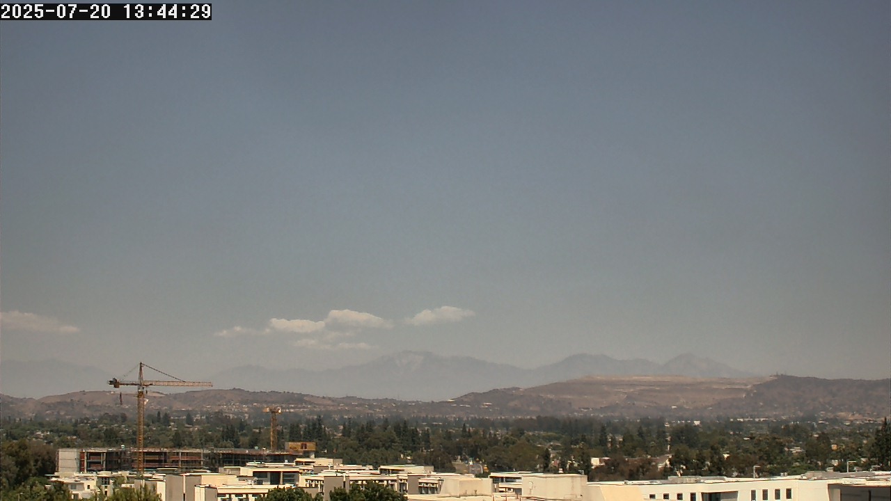 Thumbnail for current weather camera view from LSN06 - California State University Fullerton in Fullerton, California