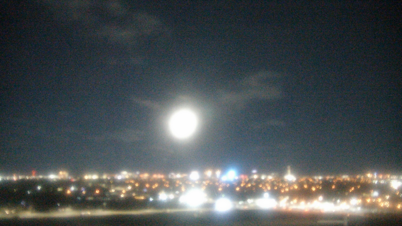 Thumbnail for current weather camera view from Southeast Career Technical Academy in Paradise, Nevada