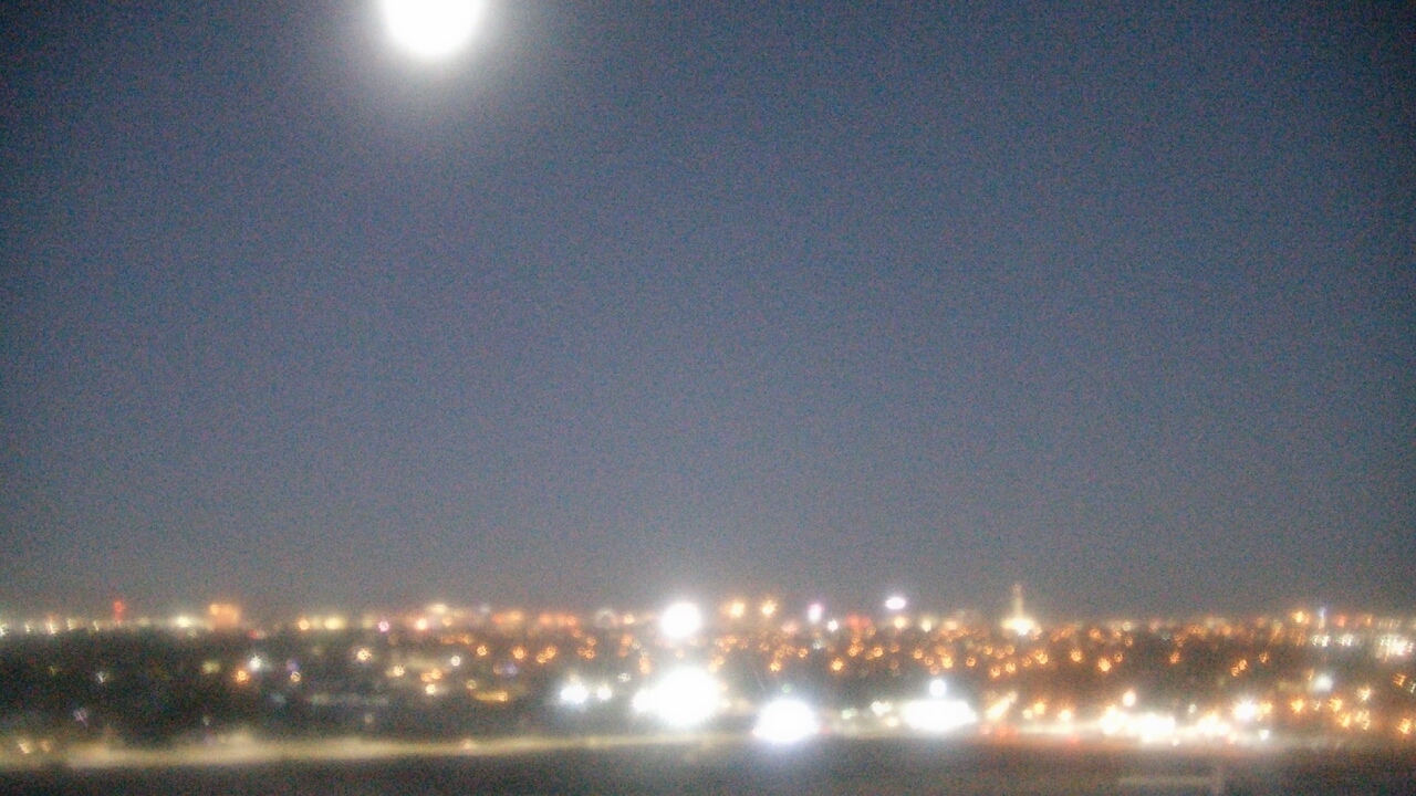 Thumbnail for current weather camera view from Southeast Career Technical Academy in Paradise, Nevada