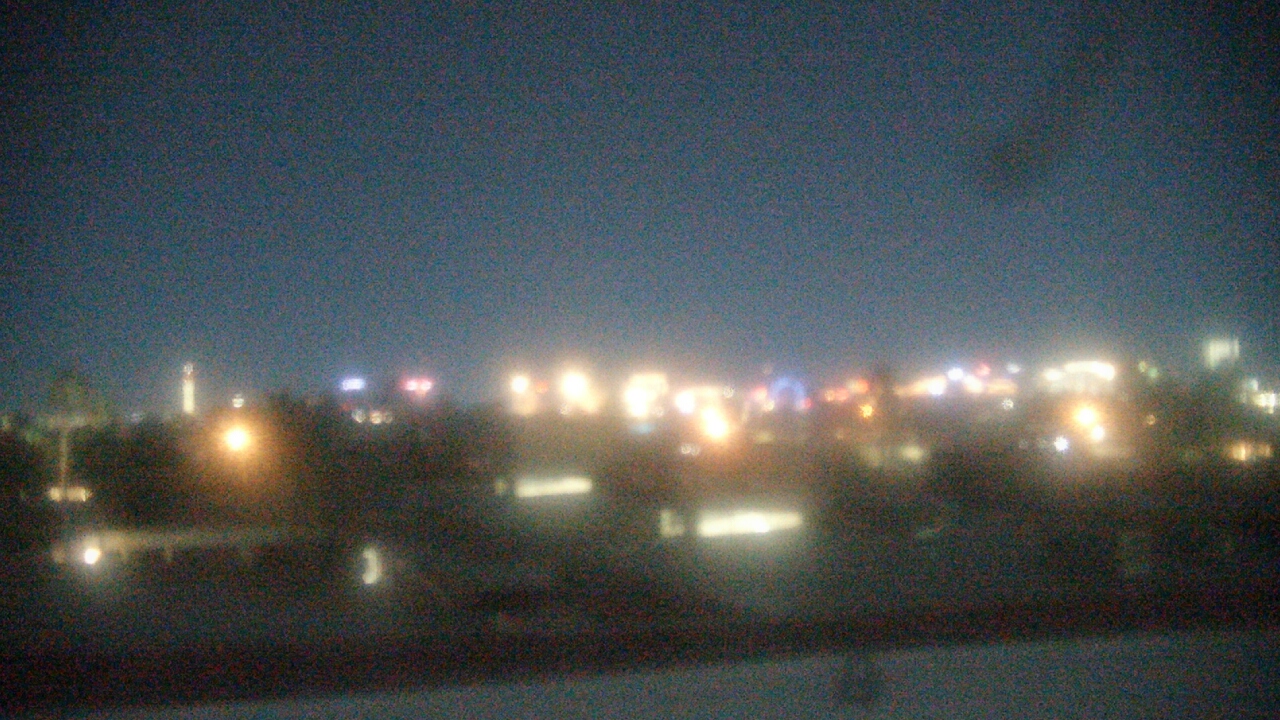 Thumbnail for current weather camera view from Las Vegas Day School in Spring Valley, Nevada