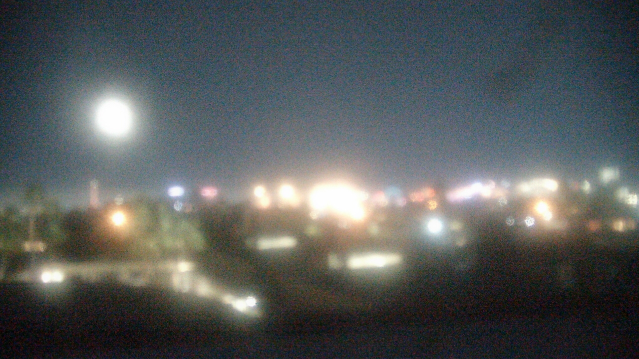 Thumbnail for current weather camera view from Las Vegas Day School in Spring Valley, Nevada