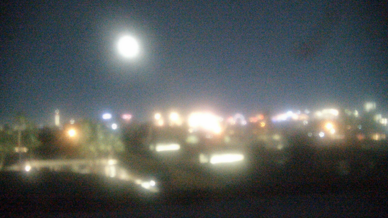 Thumbnail for current weather camera view from Las Vegas Day School in Spring Valley, Nevada