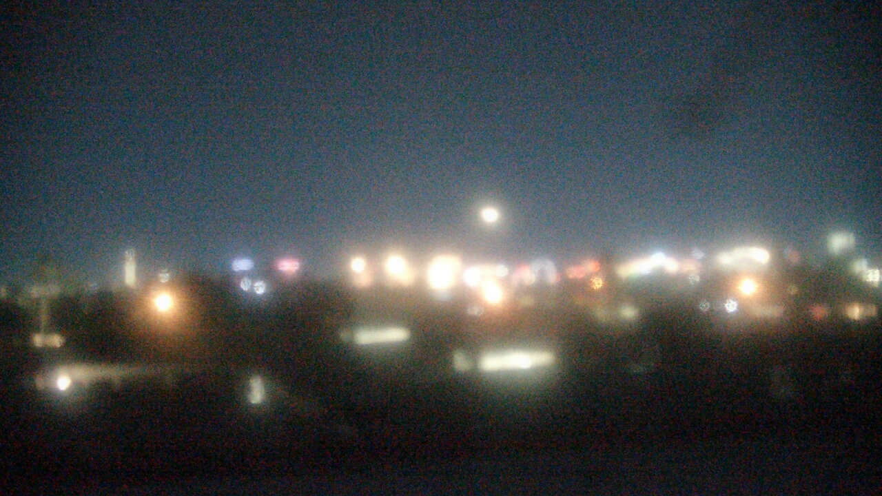 Thumbnail for current weather camera view from Las Vegas Day School in Spring Valley, Nevada