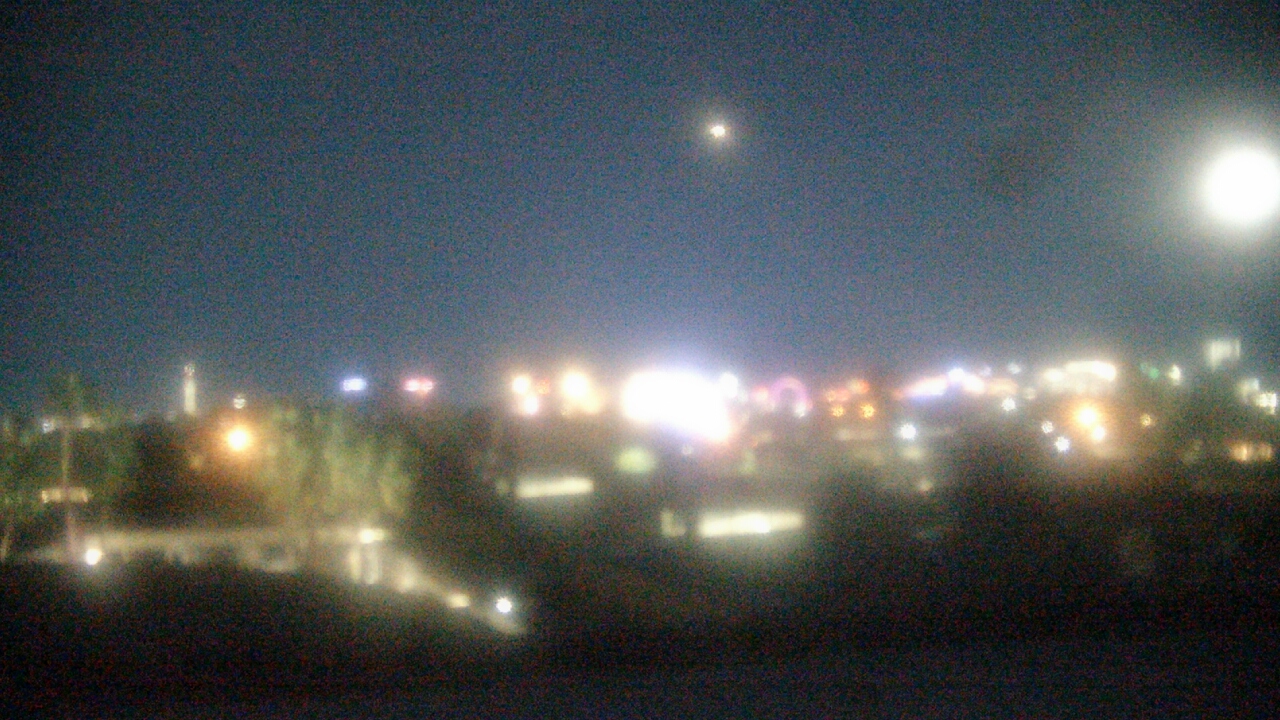 Thumbnail for current weather camera view from Las Vegas Day School in Spring Valley, Nevada