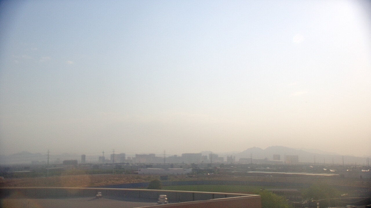 Thumbnail for current weather camera view from Sierra Vista HS in Las Vegas, Nevada