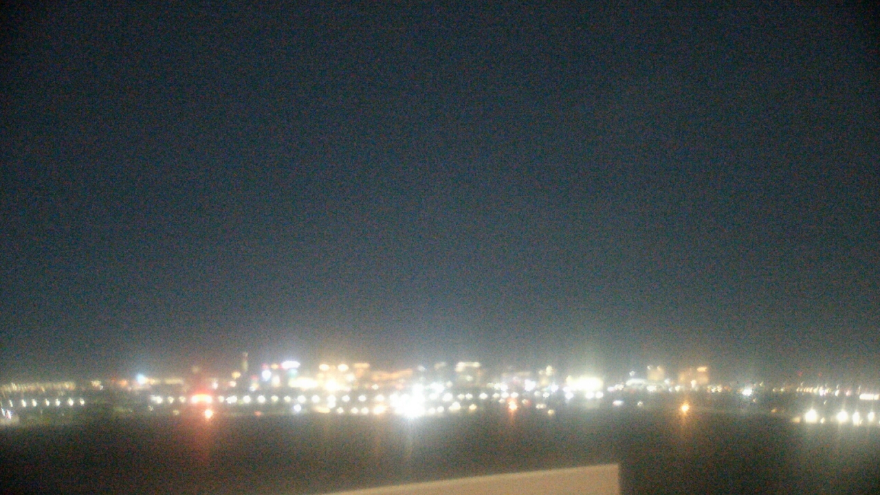 Thumbnail for current weather camera view from Sierra Vista HS in Las Vegas, Nevada