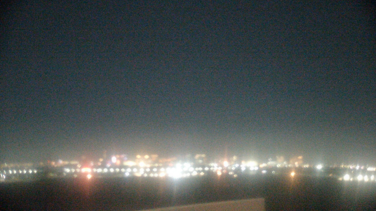 Thumbnail for current weather camera view from Sierra Vista HS in Las Vegas, Nevada