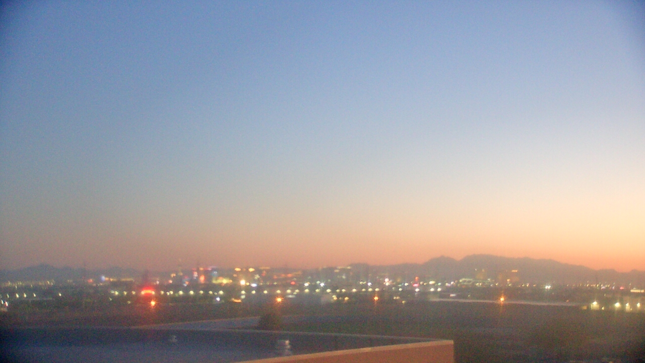 Thumbnail for current weather camera view from Sierra Vista HS in Las Vegas, Nevada