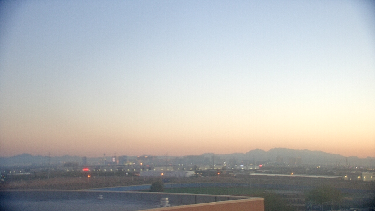 Thumbnail for current weather camera view from Sierra Vista HS in Las Vegas, Nevada