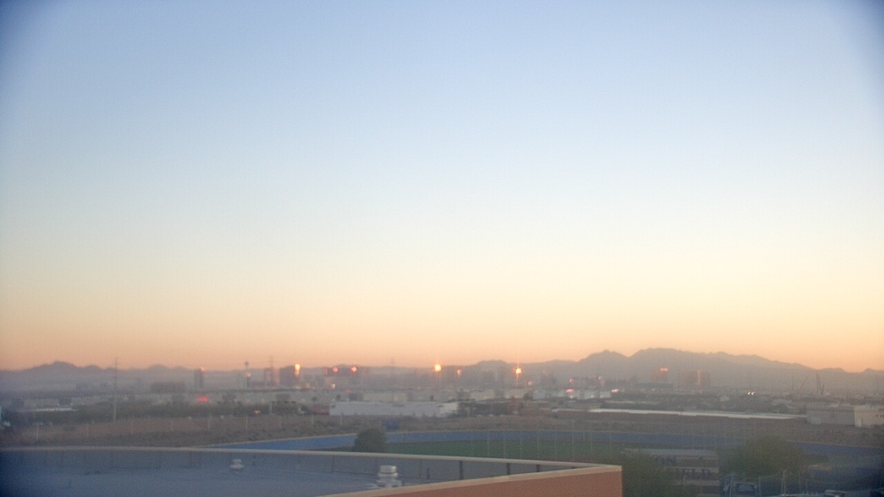 Thumbnail for current weather camera view from Sierra Vista HS in Las Vegas, Nevada