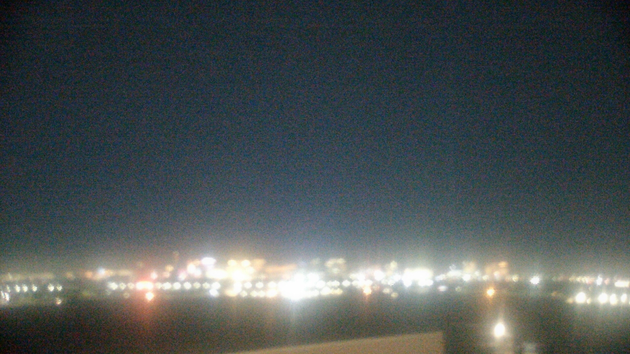 Thumbnail for current weather camera view from Sierra Vista HS in Las Vegas, Nevada