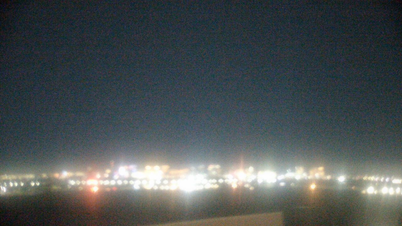 Thumbnail for current weather camera view from Sierra Vista HS in Las Vegas, Nevada