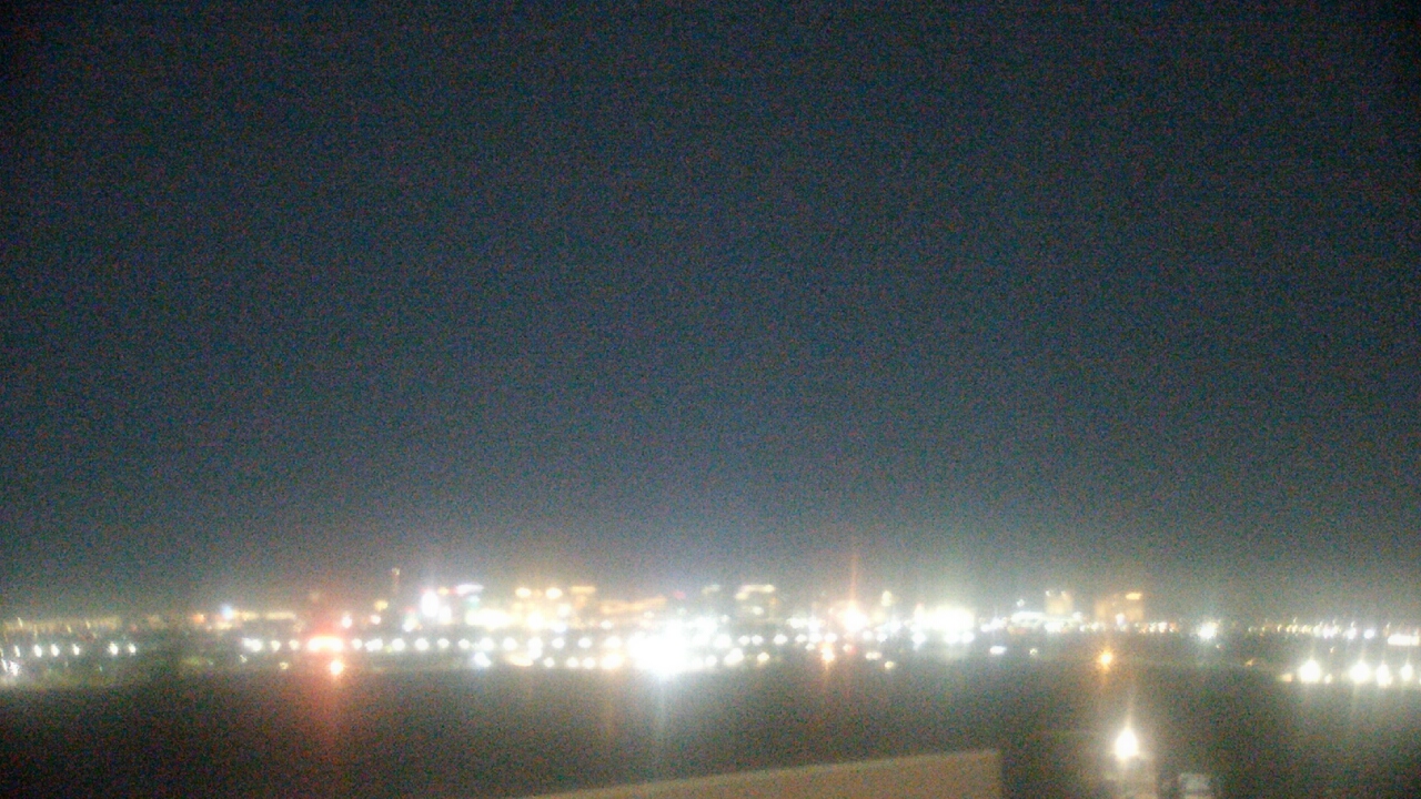 Thumbnail for current weather camera view from Sierra Vista HS in Las Vegas, Nevada