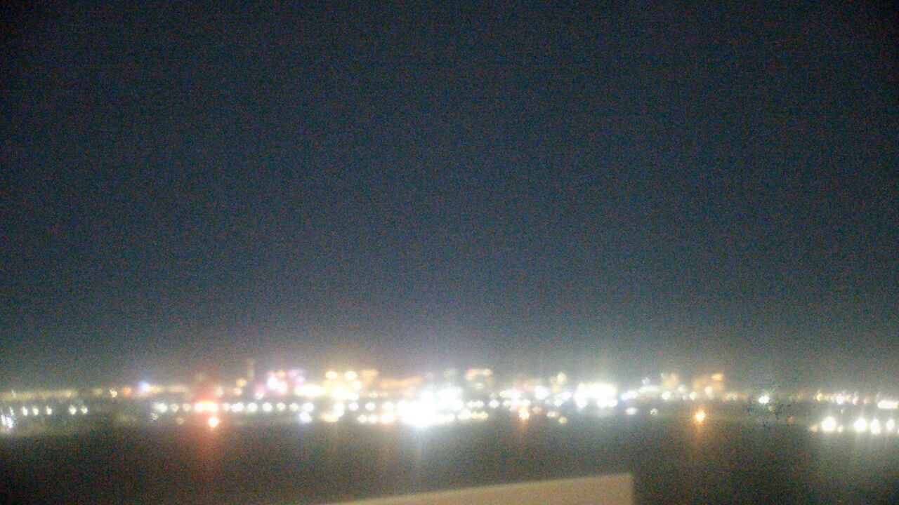 Thumbnail for current weather camera view from Sierra Vista HS in Las Vegas, Nevada