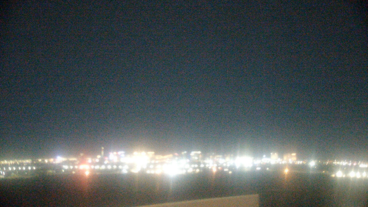 Thumbnail for current weather camera view from Sierra Vista HS in Las Vegas, Nevada