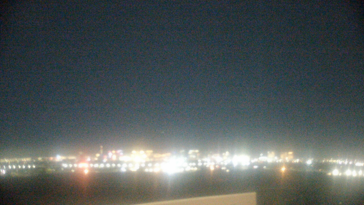 Thumbnail for current weather camera view from Sierra Vista HS in Las Vegas, Nevada