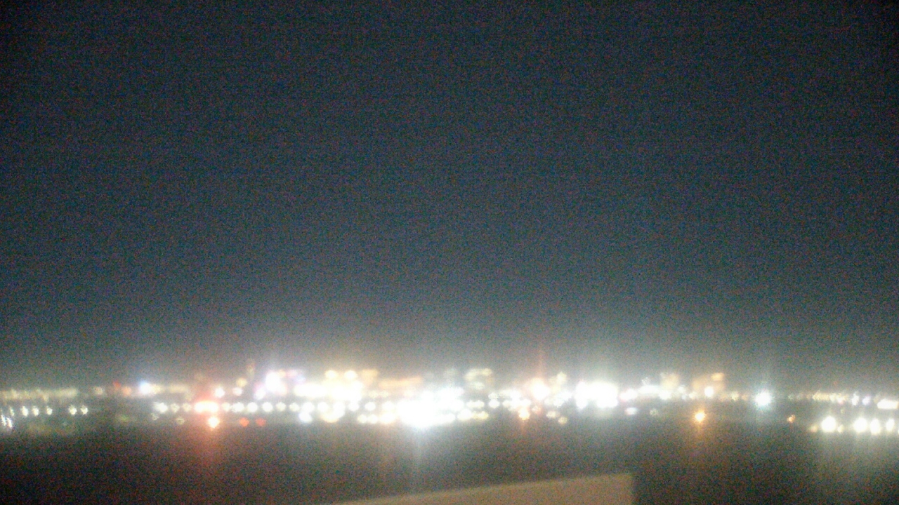 Thumbnail for current weather camera view from Sierra Vista HS in Las Vegas, Nevada