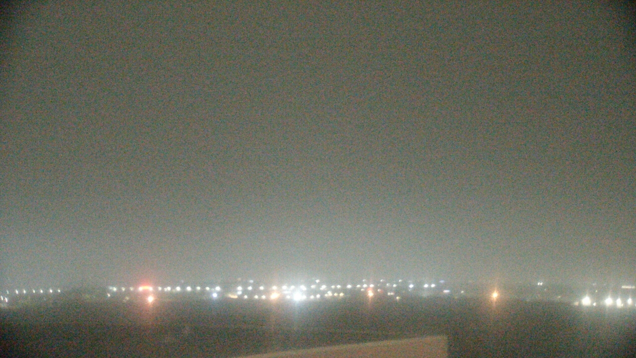 Thumbnail for current weather camera view from Sierra Vista HS in Las Vegas, Nevada