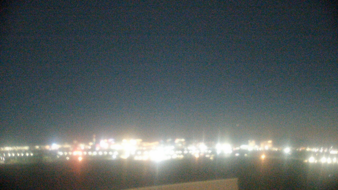 Thumbnail for current weather camera view from Sierra Vista HS in Las Vegas, Nevada