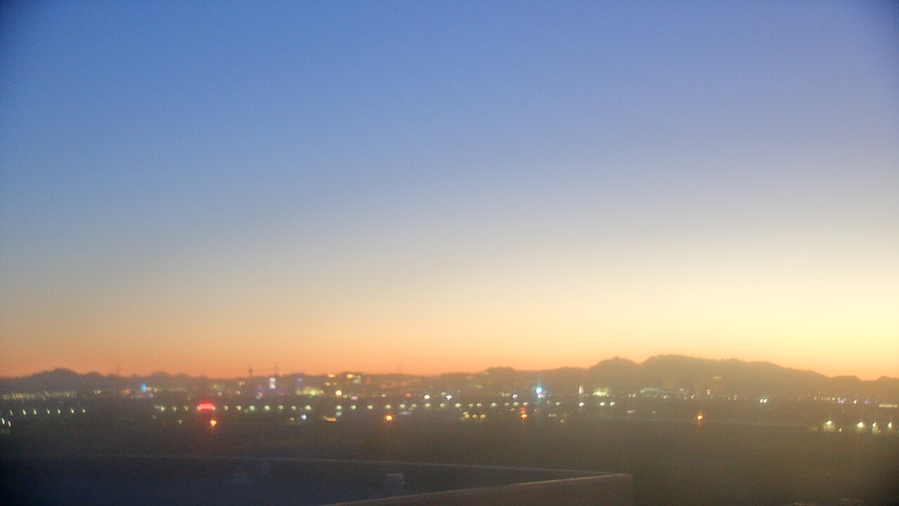 Thumbnail for current weather camera view from Sierra Vista HS in Las Vegas, Nevada