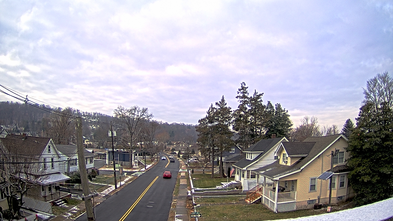 Thumbnail for current weather camera view from Little Falls School #3 in Little Falls, New Jersey
