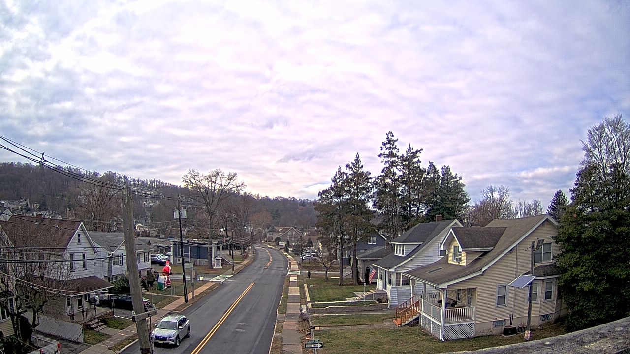 Thumbnail for current weather camera view from Little Falls School #3 in Little Falls, New Jersey