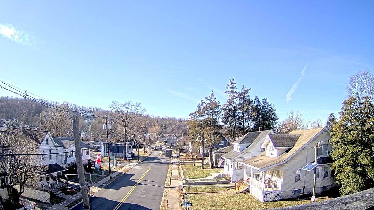 Thumbnail for current weather camera view from Little Falls School #3 in Little Falls, New Jersey