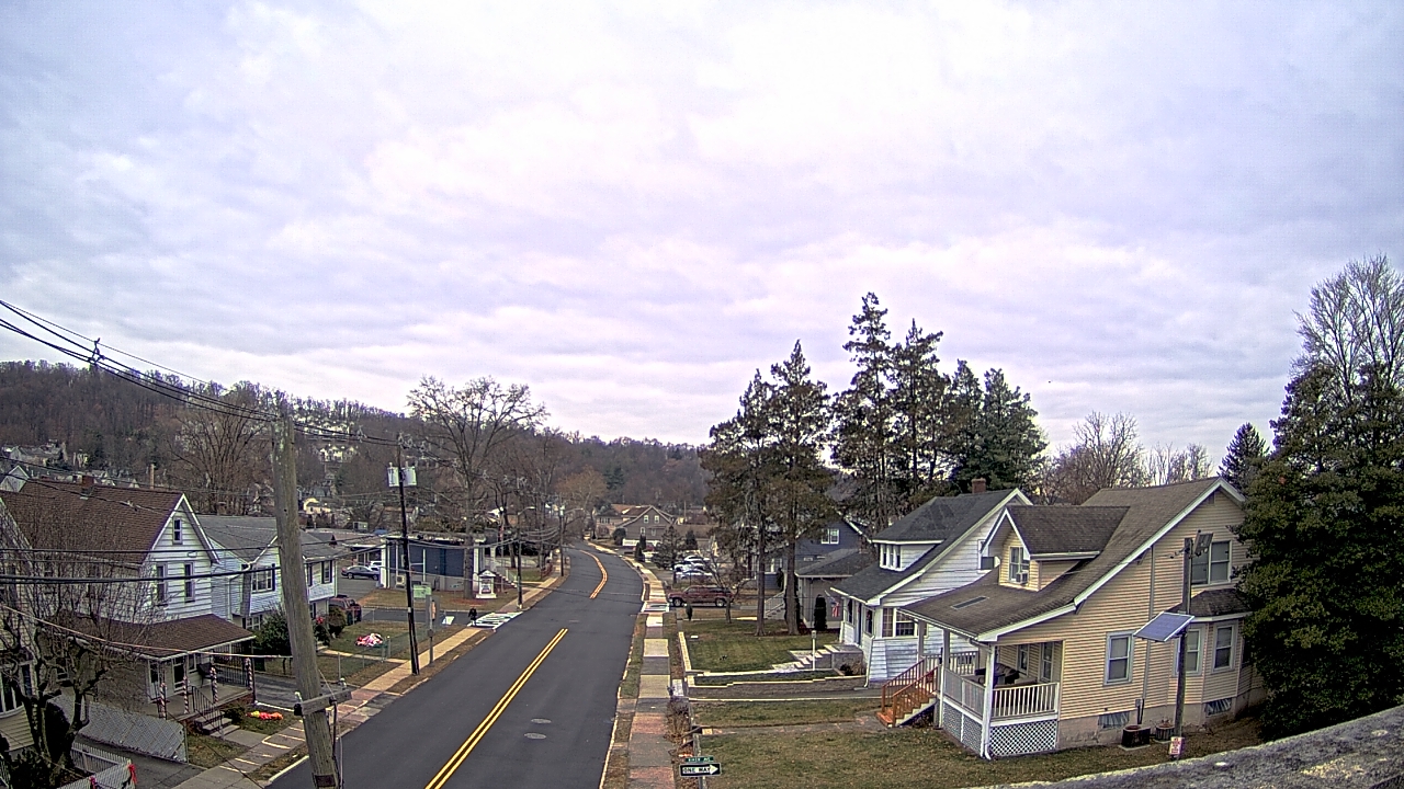 Thumbnail for current weather camera view from Little Falls School #3 in Little Falls, New Jersey