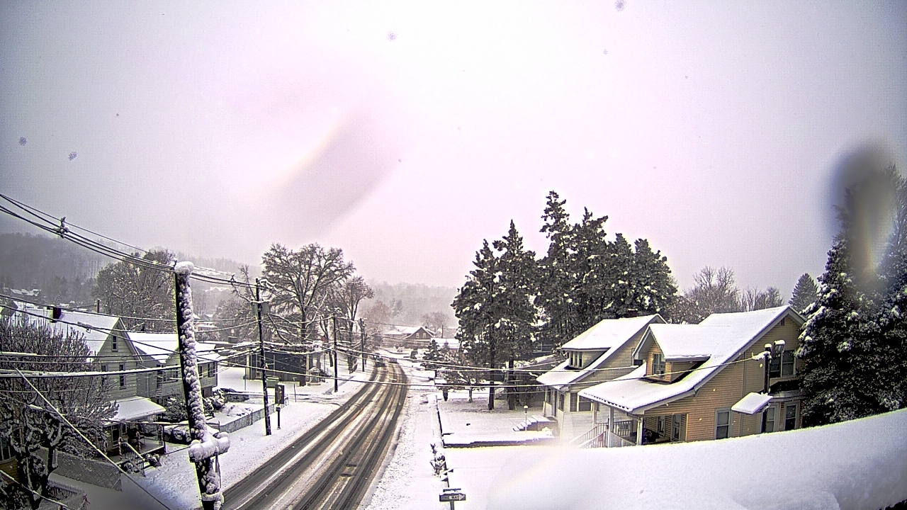 Thumbnail for current weather camera view from Little Falls School #3 in Little Falls, New Jersey