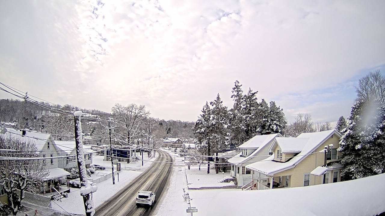 Thumbnail for current weather camera view from Little Falls School #3 in Little Falls, New Jersey