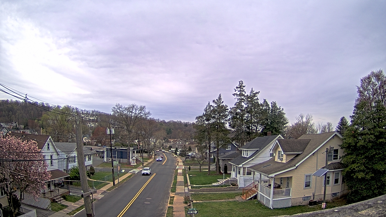 Thumbnail for current weather camera view from Little Falls School #3 in Little Falls, New Jersey