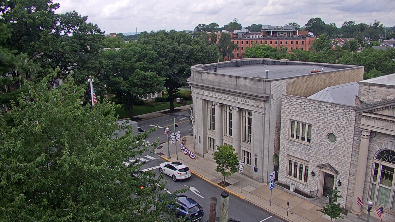 Thumbnail for current weather camera view from Lititz Springs Inn & Spa in Lititz, Pennsylvania