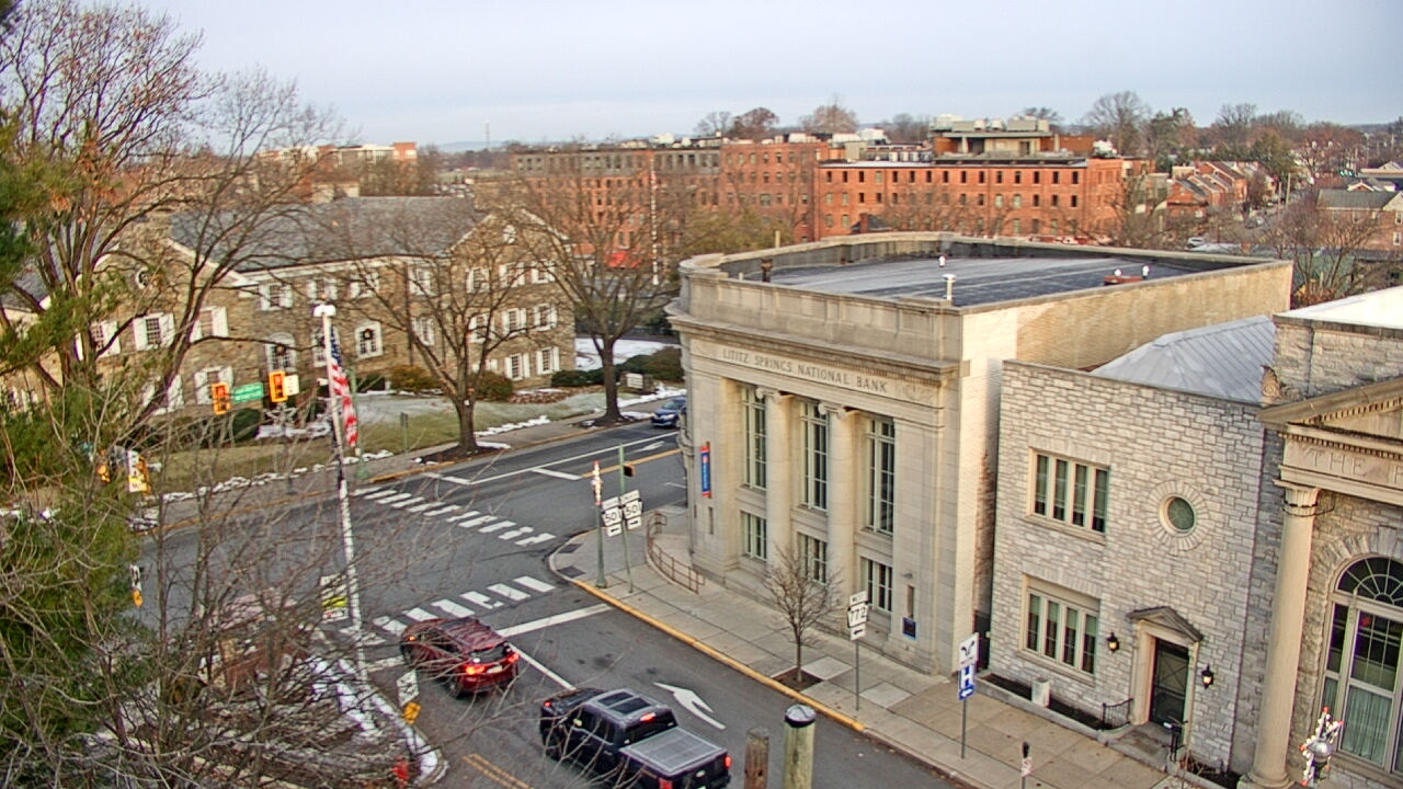 Thumbnail for current weather camera view from Lititz Springs Inn & Spa in Lititz, Pennsylvania