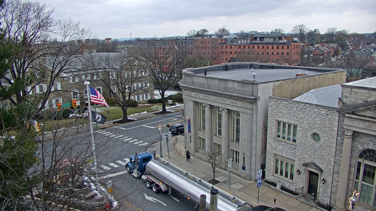 Thumbnail for current weather camera view from Lititz Springs Inn & Spa in Lititz, Pennsylvania
